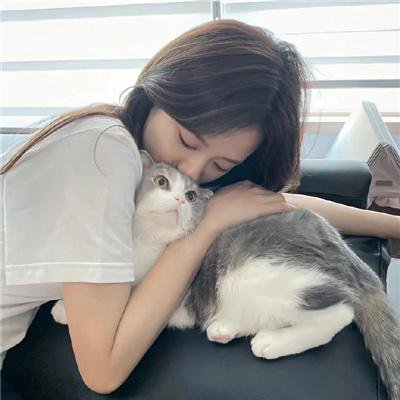 两极对立